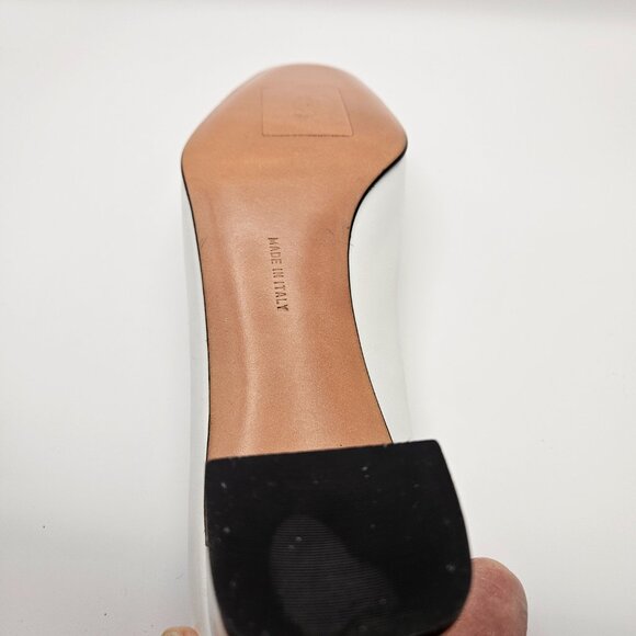 Salvatore Ferragamo “Decree” White Calf Leather Pumps | Gold Gancini | Size 9 AA - Picture 8 of 15